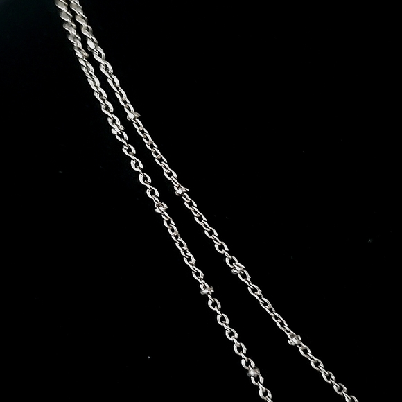 Vintage BETSEY JOHNSON Leaping Leopards Collection Layered Heart Necklace. - Picture 10 of 13